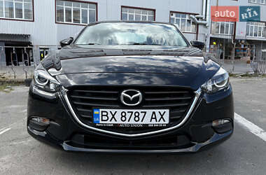 Седан Mazda 3 2016 в Хмельницком