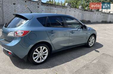 Хэтчбек Mazda 3 2010 в 