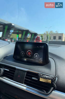 Седан Mazda 3 2017 в 