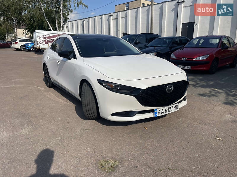 Седан Mazda 3 2020 в Киеве