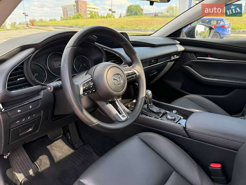Седан Mazda 3 2024 в Киеве