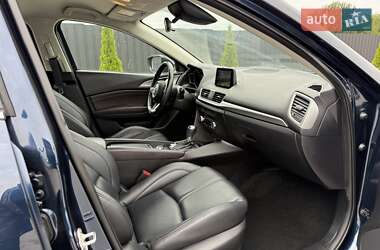 Седан Mazda 3 2018 в 