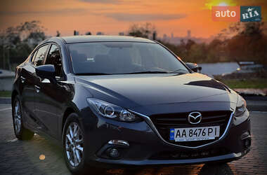 Mazda 3 2015