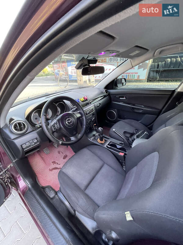 Хэтчбек Mazda 3 2007 в Локачах