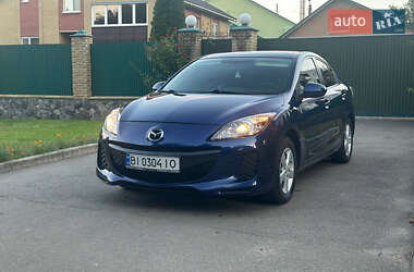 Седан Mazda 3 2012 в Лубнах