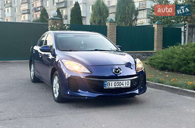 Седан Mazda 3 2012 в 