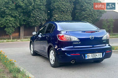 Седан Mazda 3 2012 в 