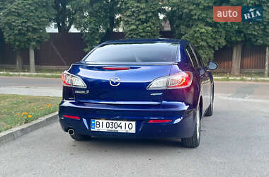 Седан Mazda 3 2012 в 