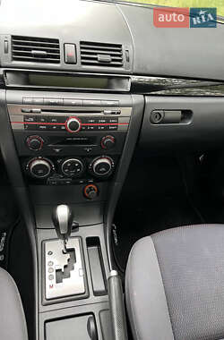 Хэтчбек Mazda 3 2008 в 