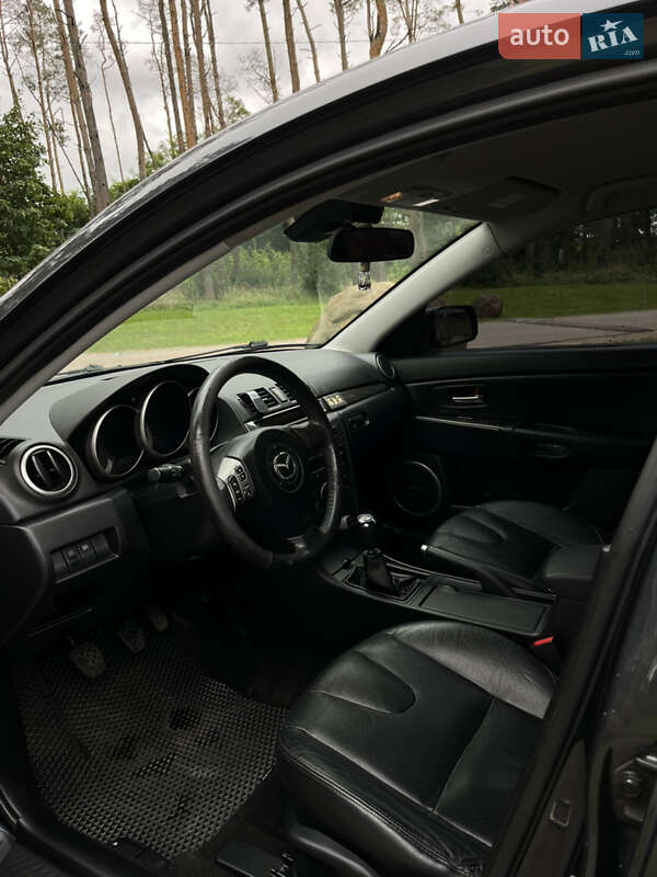 Хэтчбек Mazda 3 2008 в Житомире
