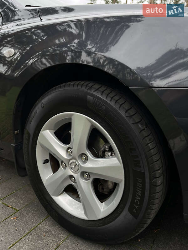 Хэтчбек Mazda 3 2008 в Житомире