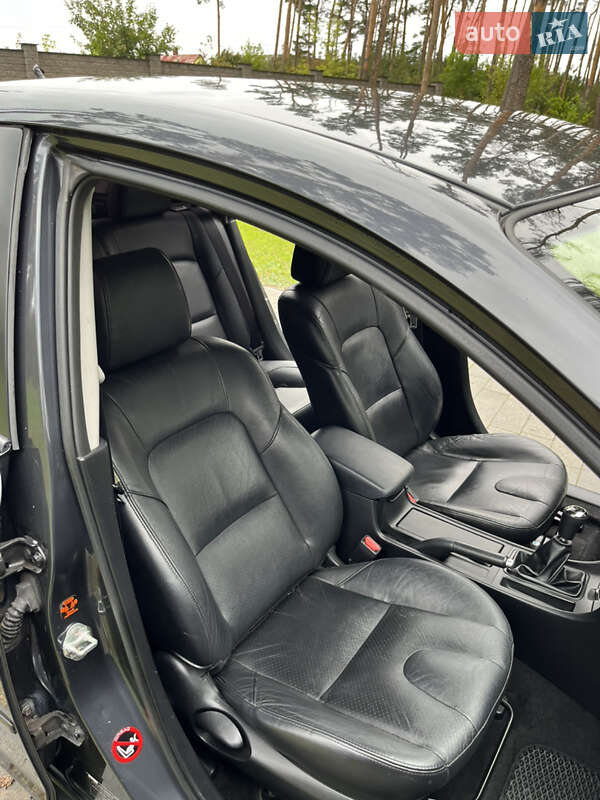 Хэтчбек Mazda 3 2008 в Житомире