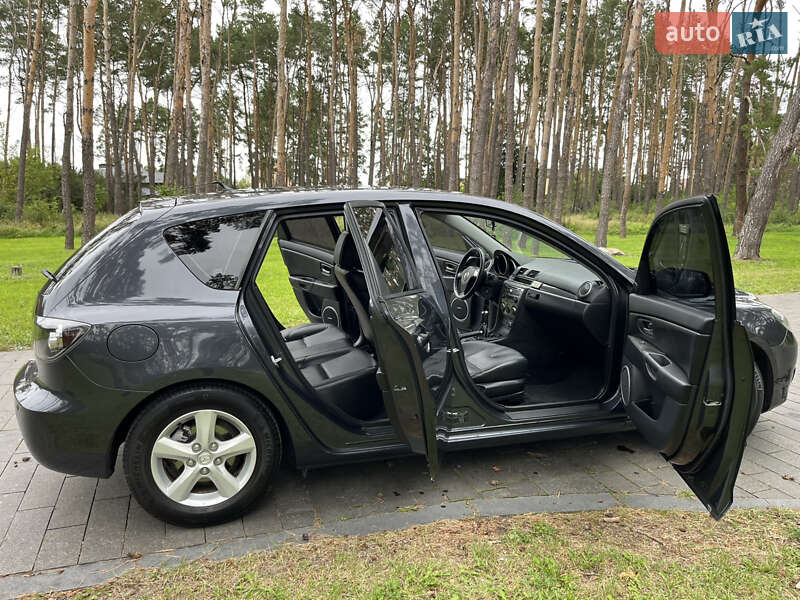 Хэтчбек Mazda 3 2008 в Житомире