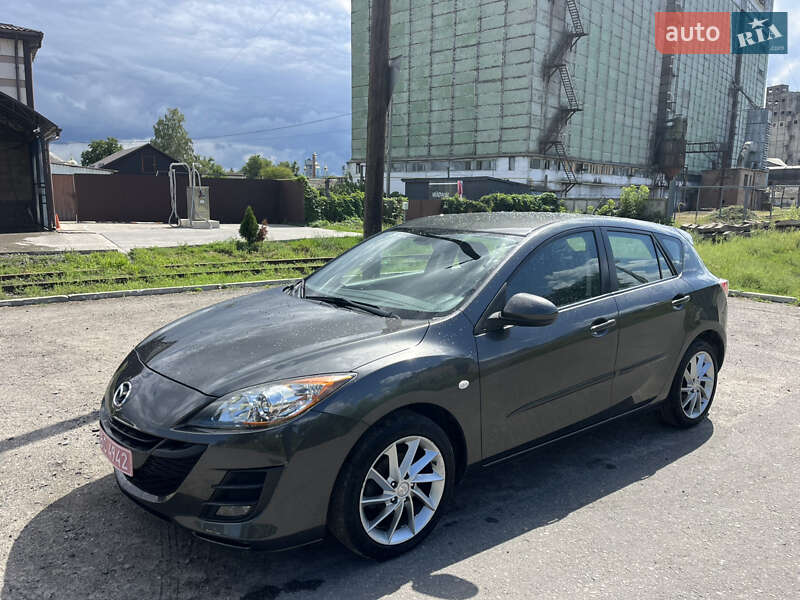 Хэтчбек Mazda 3 2009 в 