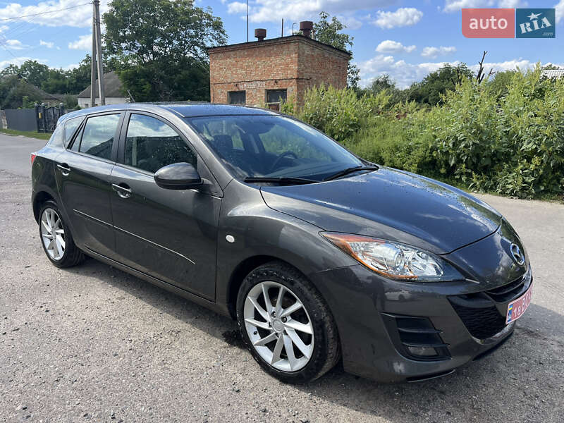 Хэтчбек Mazda 3 2009 в Ахтырке