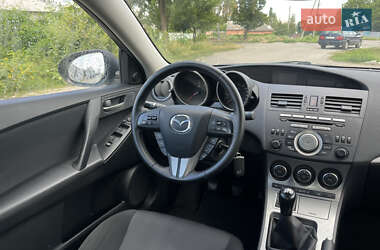 Хэтчбек Mazda 3 2009 в 