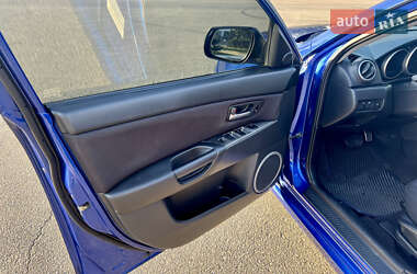 Хэтчбек Mazda 3 2007 в 