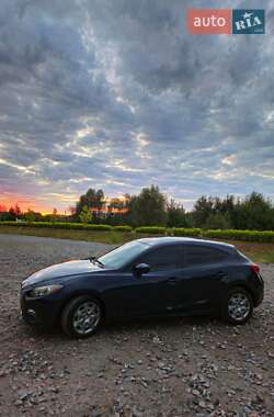 Хэтчбек Mazda 3 2014 в Киеве