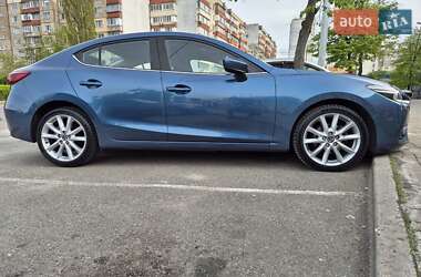 Седан Mazda 3 2017 в 