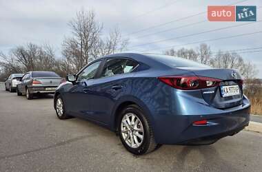 Седан Mazda 3 2017 в 