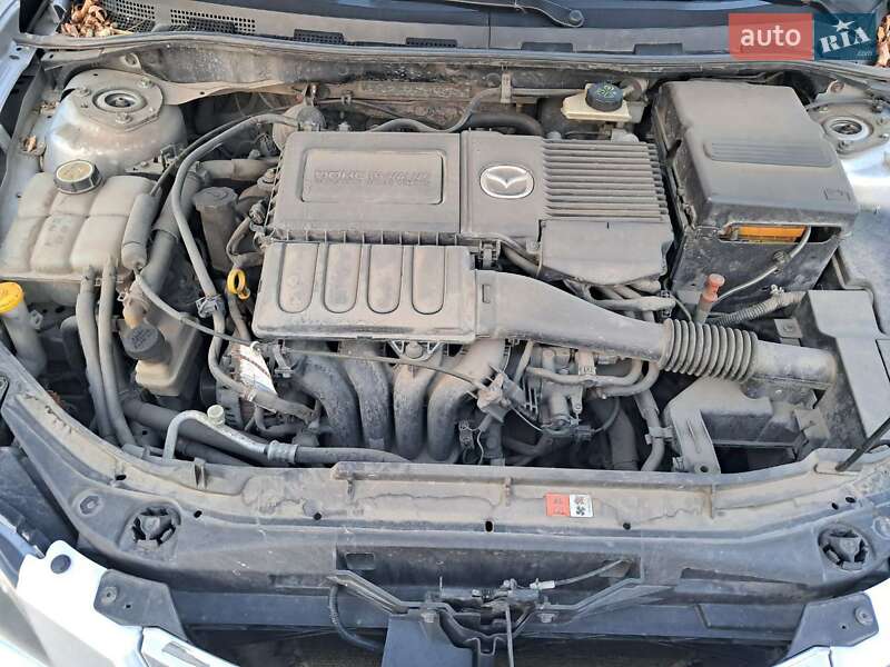 Седан Mazda 3 2007 в Черновцах