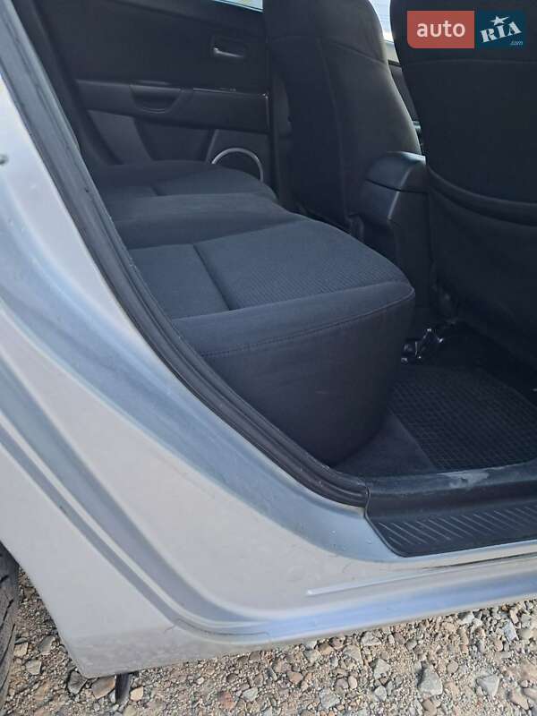 Седан Mazda 3 2007 в Черновцах