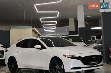 Седан Mazda 3 2021 в 