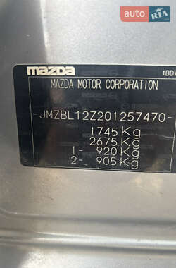 Седан Mazda 3 2010 в 