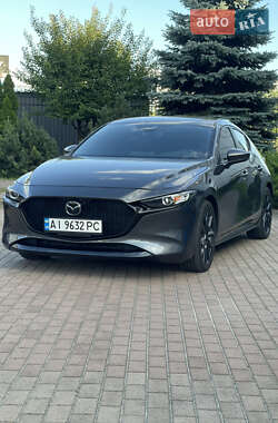 Хэтчбек Mazda 3 2019 в Софиевской Борщаговке