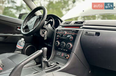 Хэтчбек Mazda 3 2008 в 