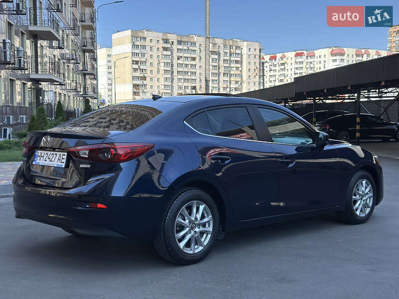 Седан Mazda 3 2015 в Одесі