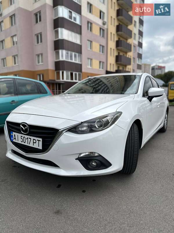 Седан Mazda 3 2013 в Киеве