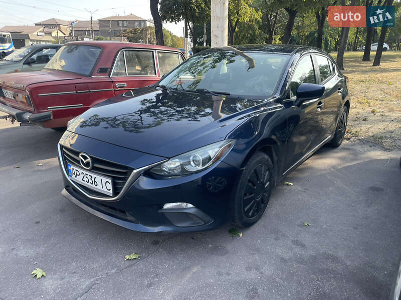 Хэтчбек Mazda 3 2014 в Каменском