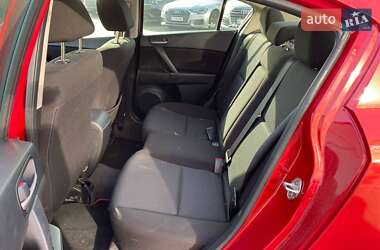 Седан Mazda 3 2011 в 