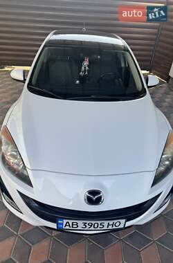 Хэтчбек Mazda 3 2011 в 
