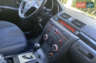 Хэтчбек Mazda 3 2006 в 