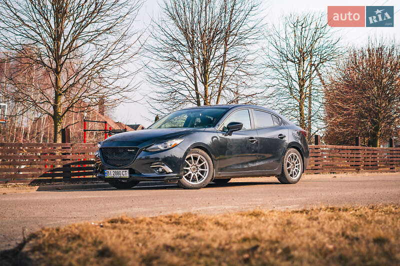 Седан Mazda 3 2015 в Полтаве