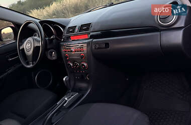 Седан Mazda 3 2007 в 