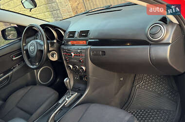 Седан Mazda 3 2007 в 