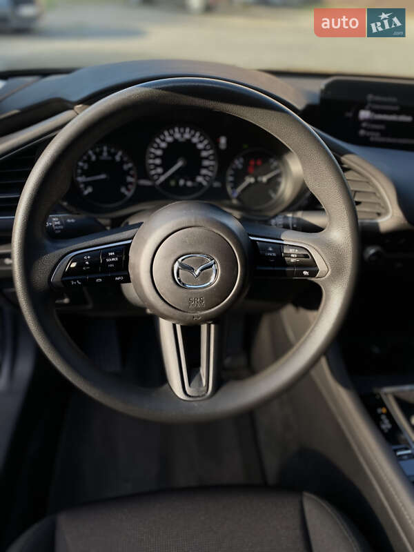 Седан Mazda 3 2023 в Виннице
