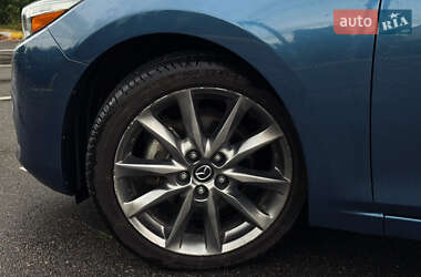 Седан Mazda 3 2018 в 