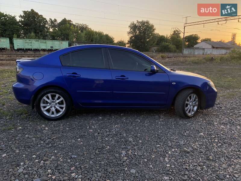 Седан Mazda 3 2007 в Корсуне-Шевченковском фото 2 Седан Mazda 3 2007 в Корсуне-Шевченковском