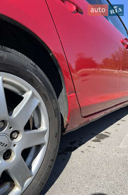 Седан Mazda 3 2006 в 