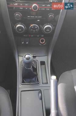 Седан Mazda 3 2006 в 