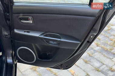 Седан Mazda 3 2006 в 