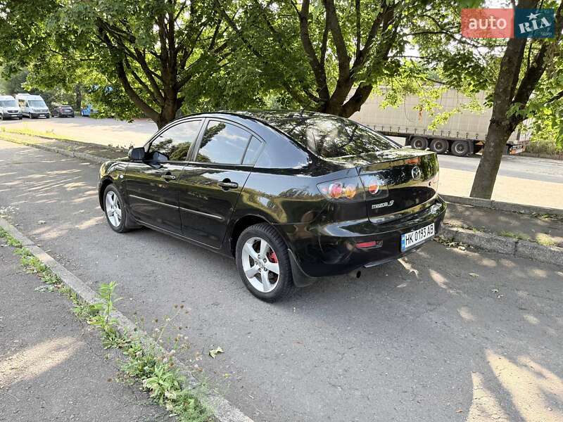 Седан Mazda 3 2006 в Ровно
