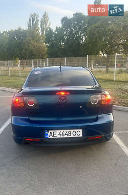 Седан Mazda 3 2006 в 