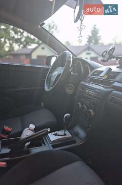 Седан Mazda 3 2007 в 