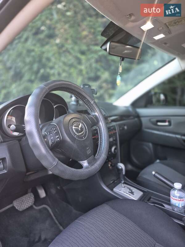 Седан Mazda 3 2007 в Виннице