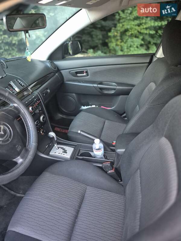 Седан Mazda 3 2007 в Виннице